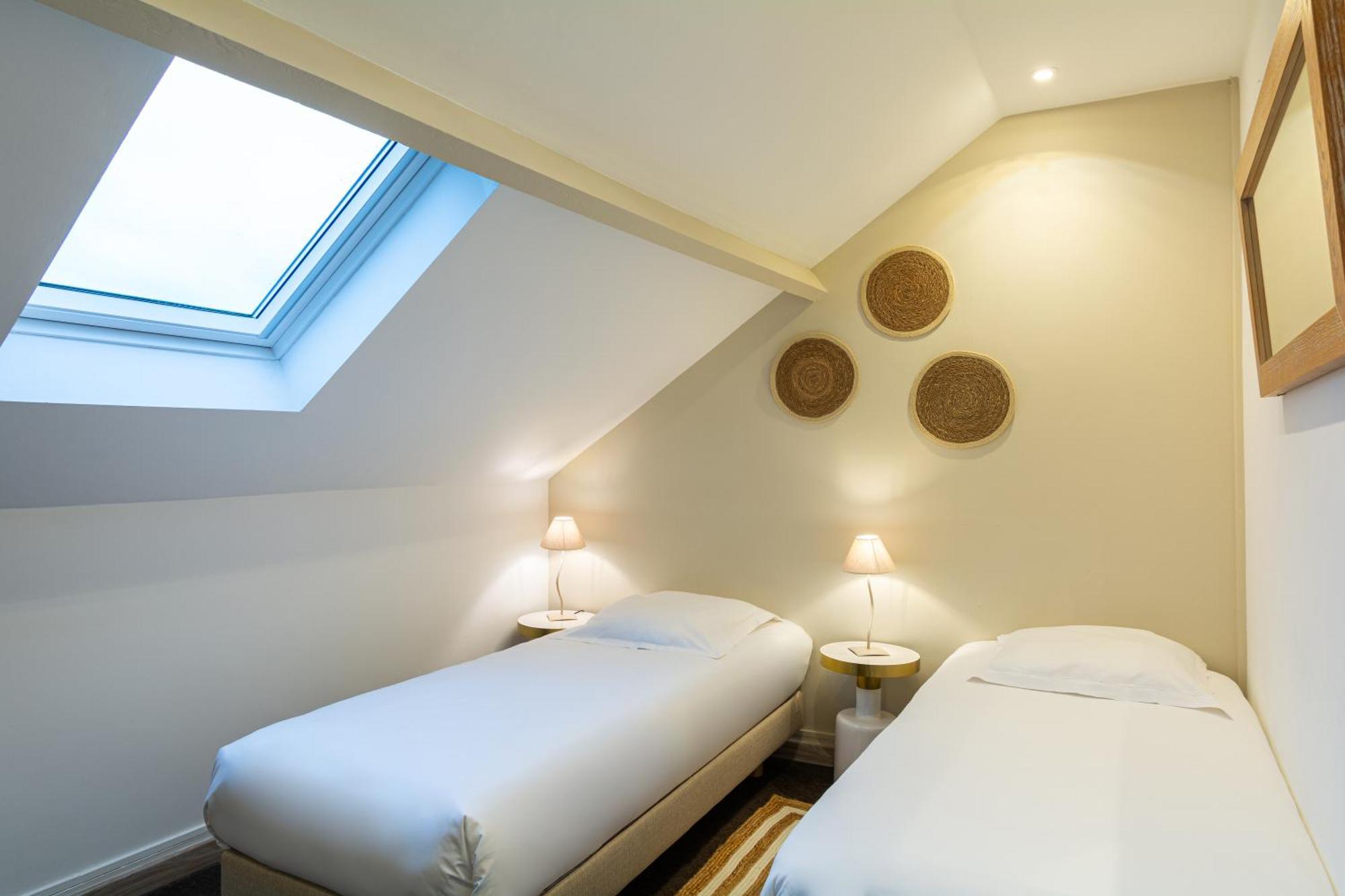 Hotel De La Plage Courseulles-sur-Mer Zewnętrze zdjęcie