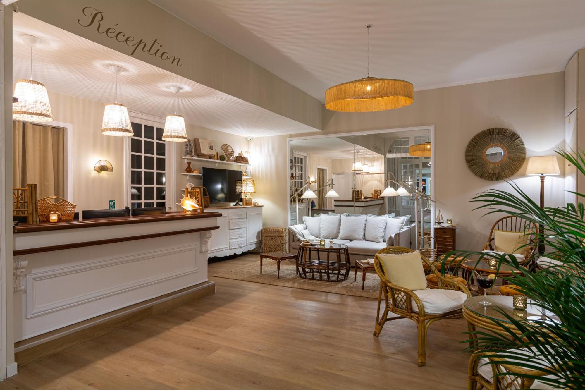 Hotel De La Plage Courseulles-sur-Mer Zewnętrze zdjęcie