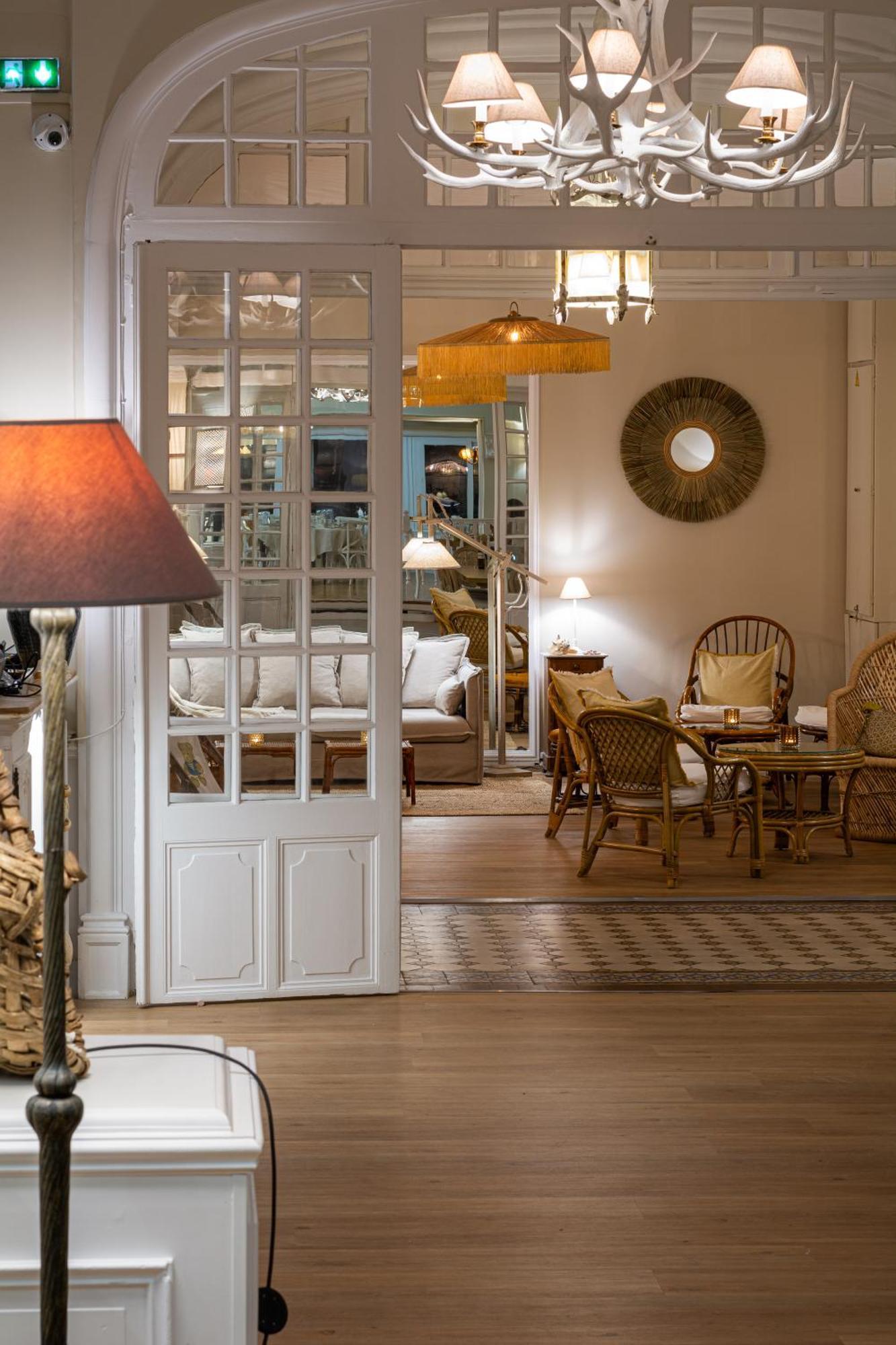 Hotel De La Plage Courseulles-sur-Mer Zewnętrze zdjęcie
